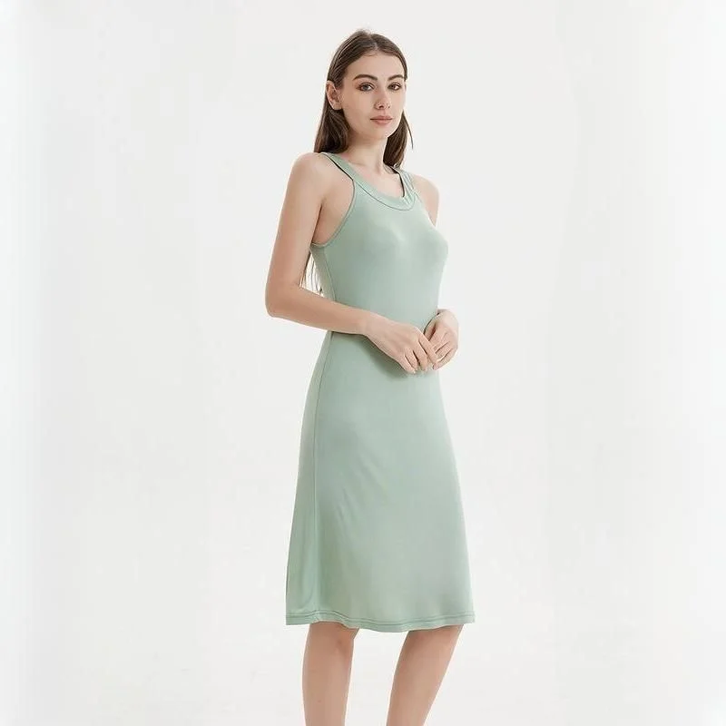 Elegant Silk Blend Halterneck Midi Dress